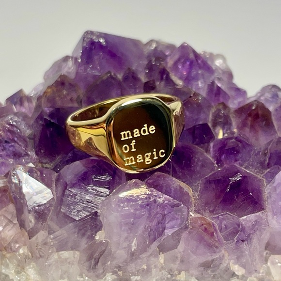 2/$20 ✨ 18k Gold-plated “Made Of Magic” Signet Ring Free People Style Ring - Picture 6 of 11